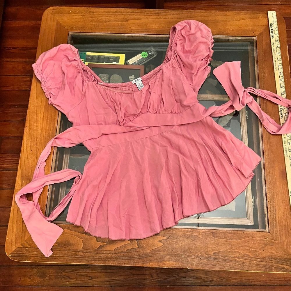 NEW Rue + Pink Top So SEXY & Flirty Size 1XL